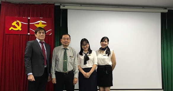 Trường ĐH Opole (Ba Lan) đến làm việc tại UEL