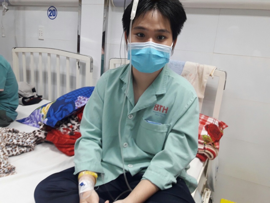 Gác lại việc học còn dở dang, nam sinh viên Khoa Kế toán - Kiểm toán nhập viện điều trị căn bệnh hiểm nghèo