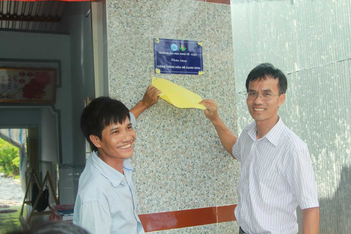 Khánh thành nhà tình thương Mùa hè xanh 2016