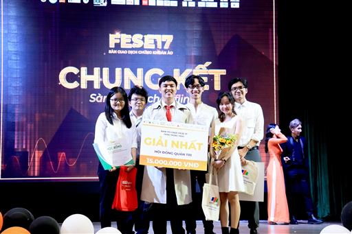 Sàn giao dịch chứng khoản ảo FESE 17 - "Học thật - Chơi thật - Trải nghiệm thật"