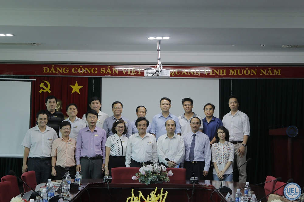 Trường Đại học Kinh tế - Luật làm việc với Viện John Von Newmann