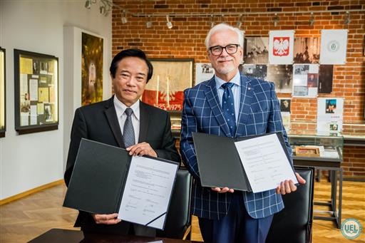 Trường ĐH Kinh tế - Luật tham gia Hội thảo và triển khai đề án nghiên cứu với Trường ĐH Kinh tế Cracow (Ba Lan)