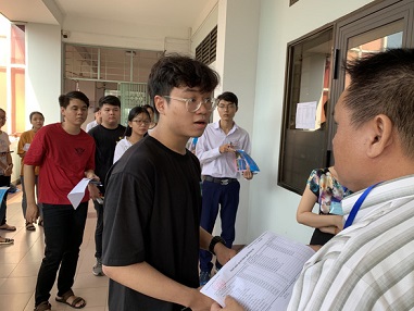 ĐH Quốc gia TP.HCM công bố đề thi mẫu đánh giá năng lực 2020