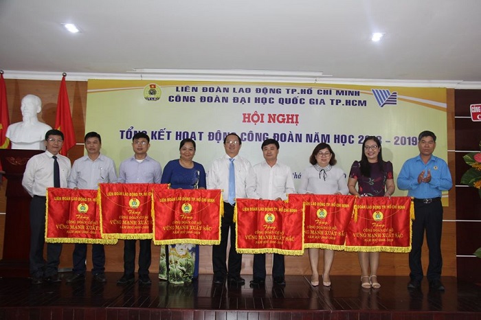 UEL tham gia  Hội nghị Tổng kết hoạt động Công đoàn năm học 2018-2019