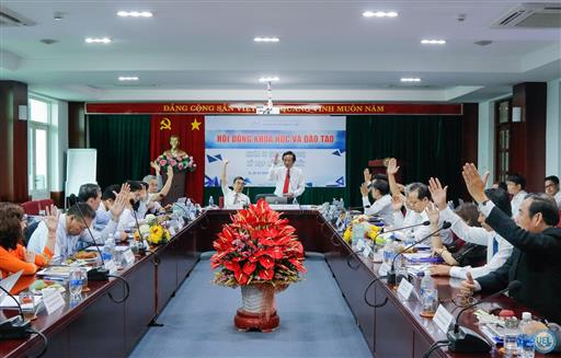 Kỳ họp lần thứ nhất Hội đồng Khoa học & Đào tạo khóa III
