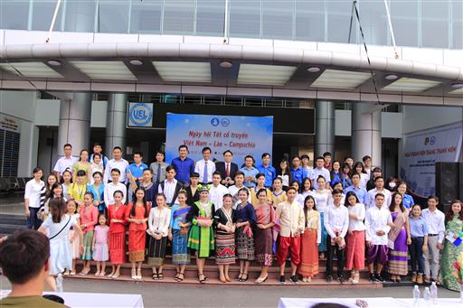 Ngày hội Tết Cổ truyền Việt Nam - Lào - Campuchia năm 2018