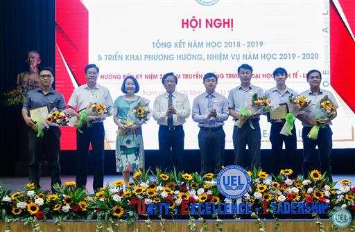 UEL tổng kết năm học 2018 - 2019 và triển khai phương hướng, nhiệm vụ năm học 2019 - 2020