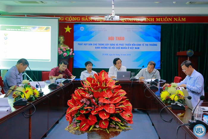 Hội thảo "Phát huy dân chủ trong xây dựng và phát triển nền kinh tế thị trường định hướng xã hội chủ nghĩa ở Việt Nam"