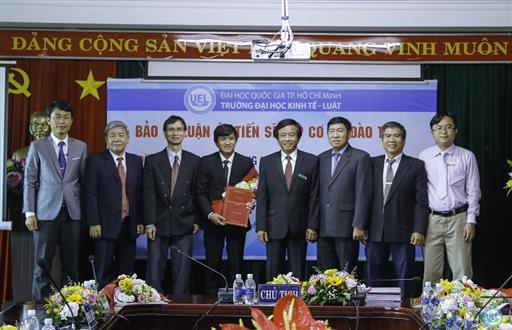 Nghiên cứu sinh Lưu Tiến Dũng bảo vệ thành công luận án tiến sĩ