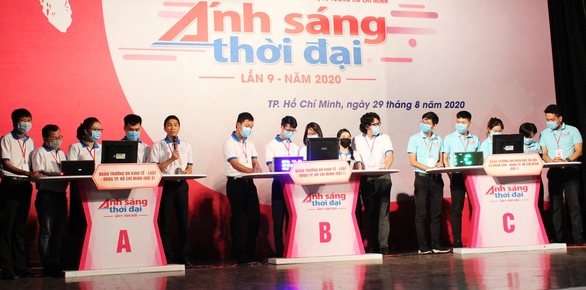 [TIN TỨC]Rèn bản lĩnh cho nhà giáo trẻ: sinh viên nói không thích học online, giải thích thế nào