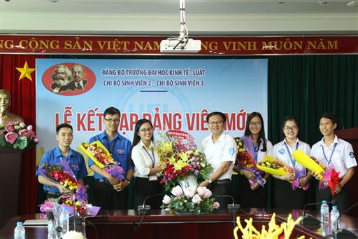 CBSV2, CBSV3 kết nạp 6 đảng viên mới